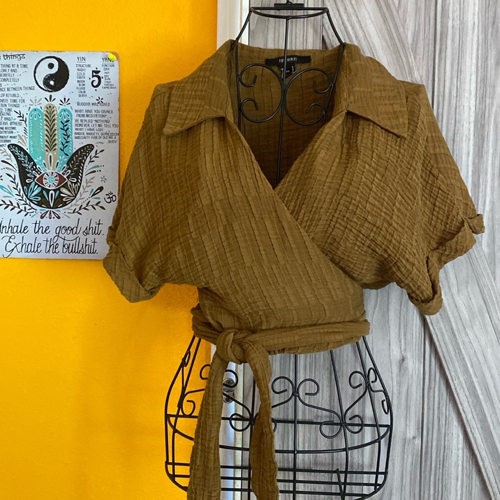 Textured wrap crop top